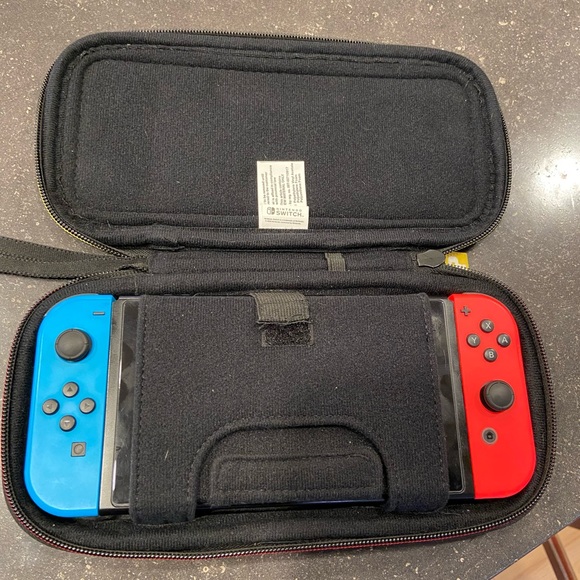 Super Mario Nintendo Switch Case ONLY (Switch not incl) - Picture 4 of 9